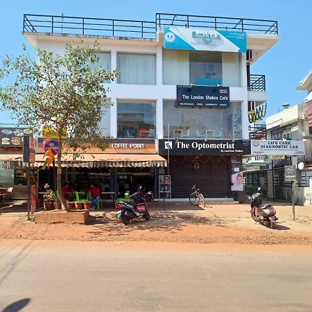 Sai Leela Guest House Даболим Экстерьер фото